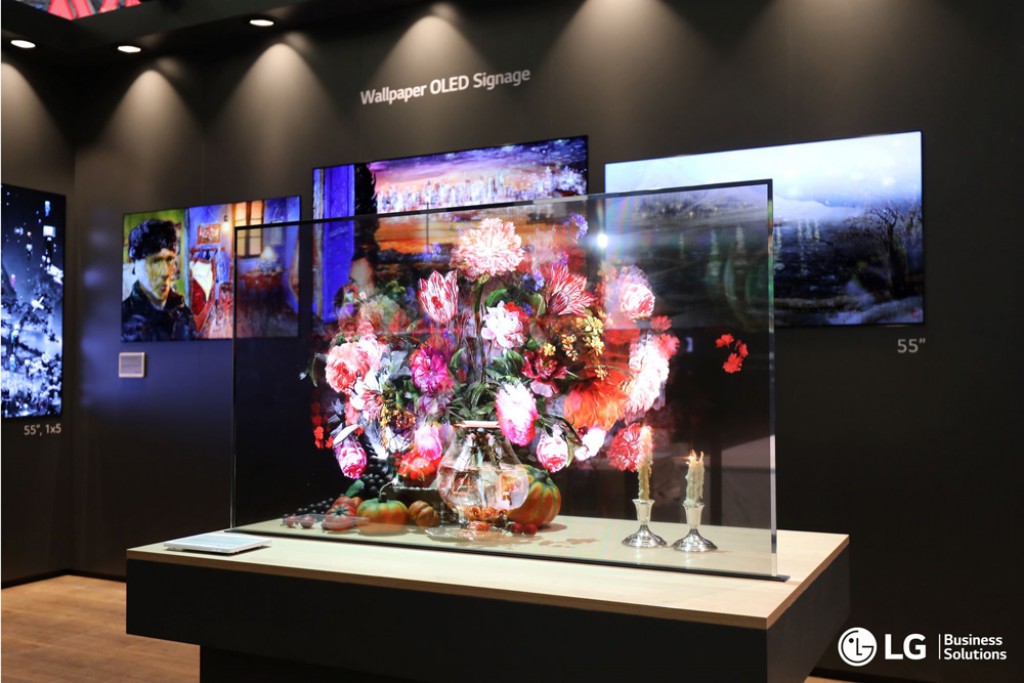 OLED Transparent di LG Electronics arriva sul mercato italiano